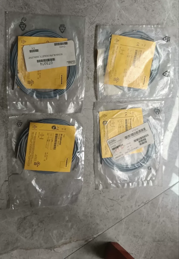 Turck Bi1-EG05-AP6X Proximity Sensor thumbnail