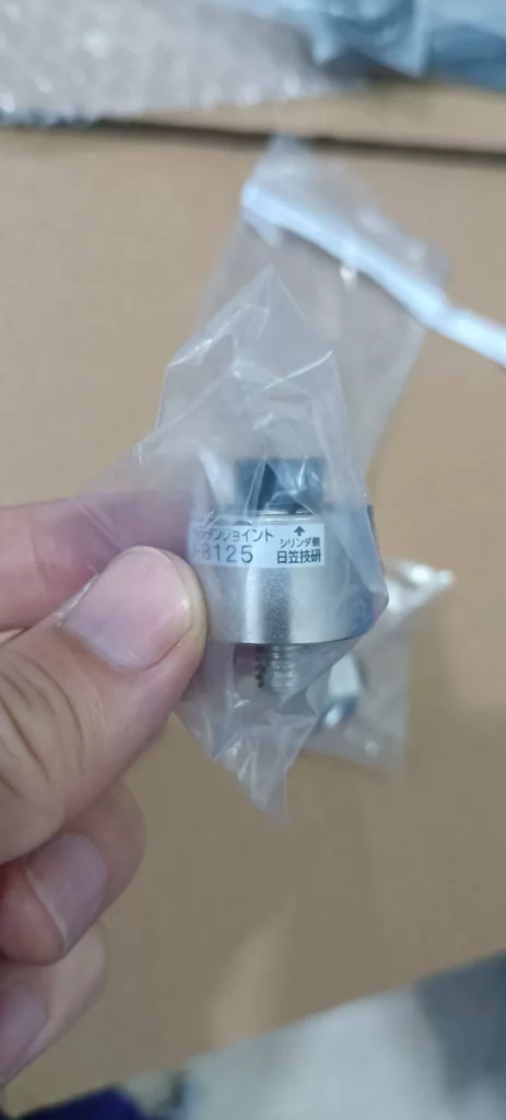 HIKASA J-8125 Connector thumbnail