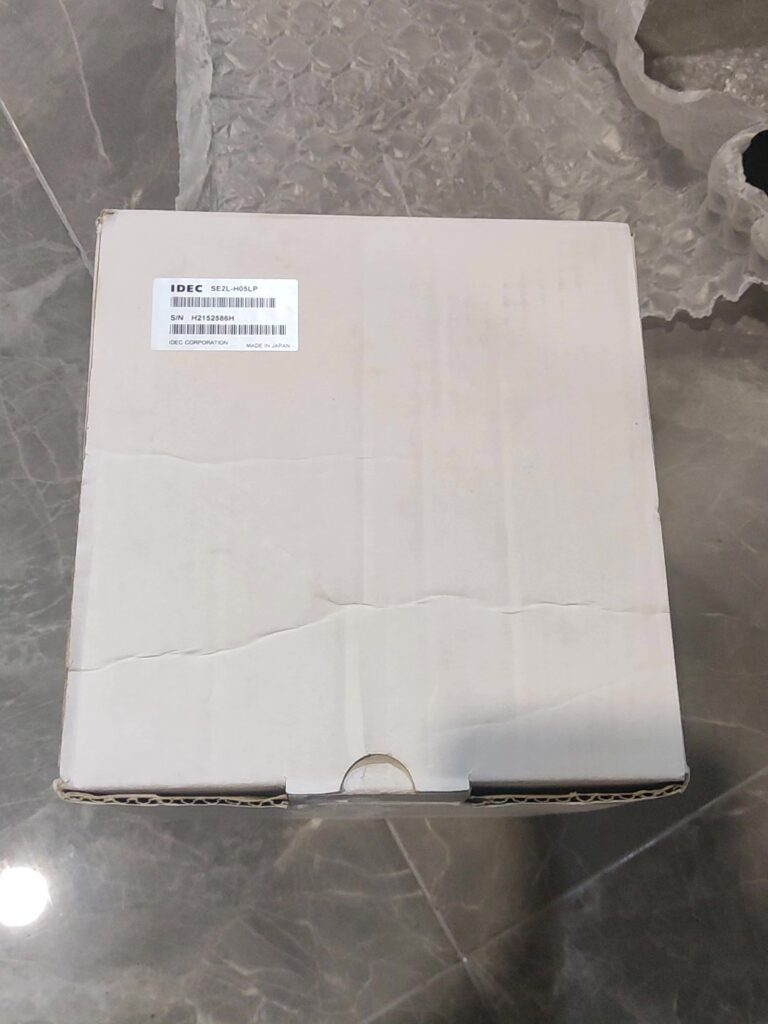 idec SE2L-H05LP Safety Laser Scanner thumbnail