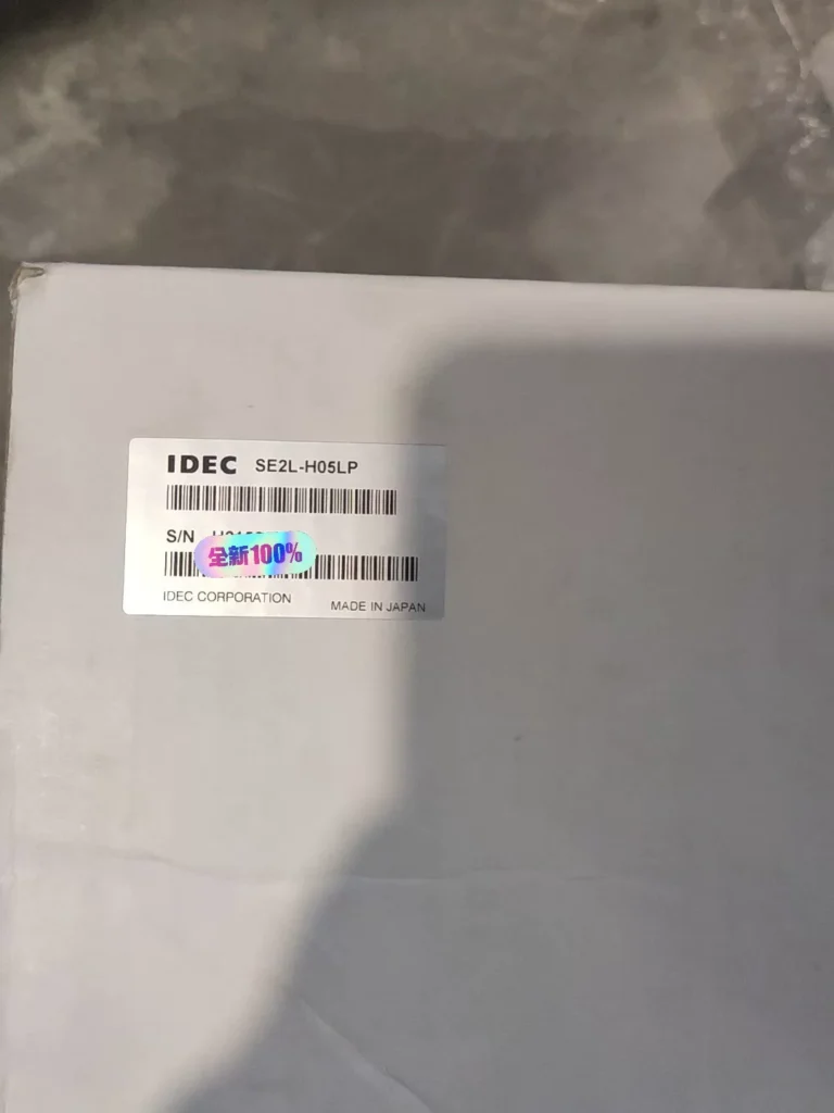 idec SE2L-H05LP Safety Laser Scanner thumbnail