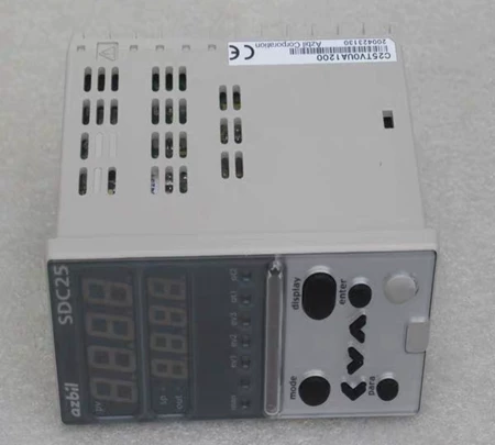 Azbil SDC25 Temperature Controller