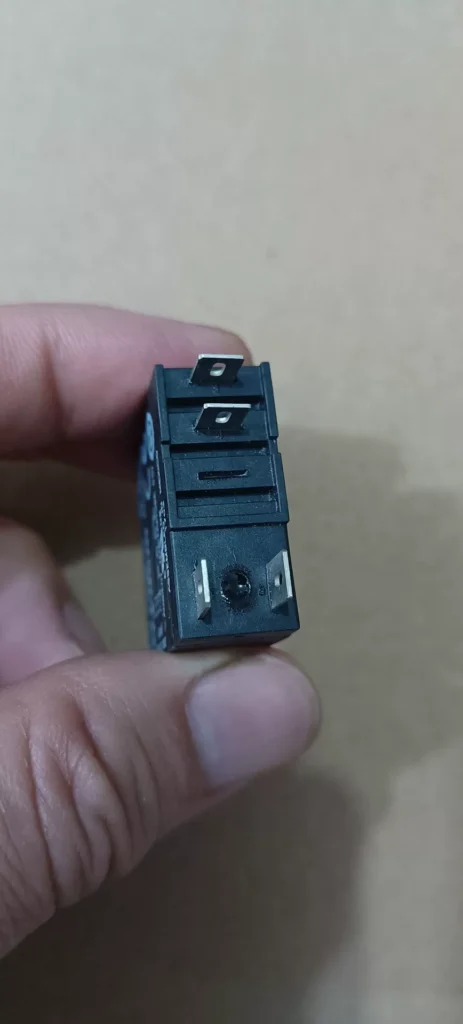 Sensata Crydom ED06C5 Solid State Relay thumbnail