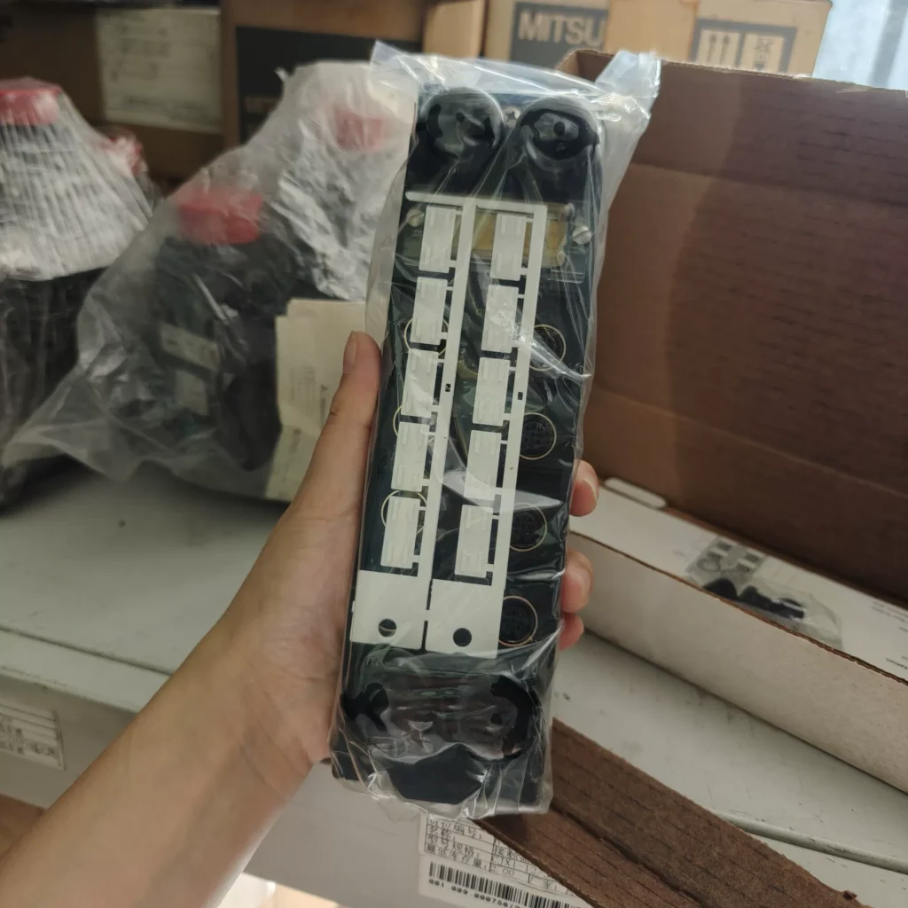 Turck Control Module FDNP-S0808G-TT thumbnail