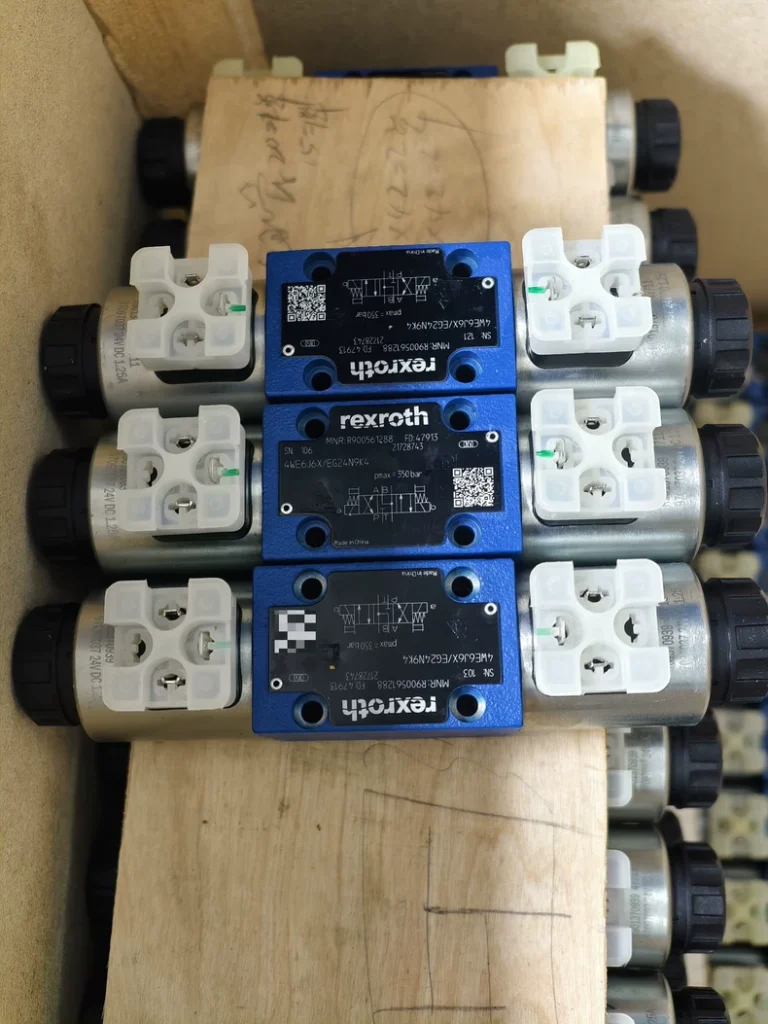 Bosch Rexroth 4WE6J6X/EG24N9K4 Solenoid Directional Valve
