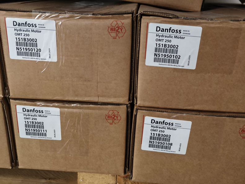 Danfoss OMT250 151B3002 Hydraulic Motor