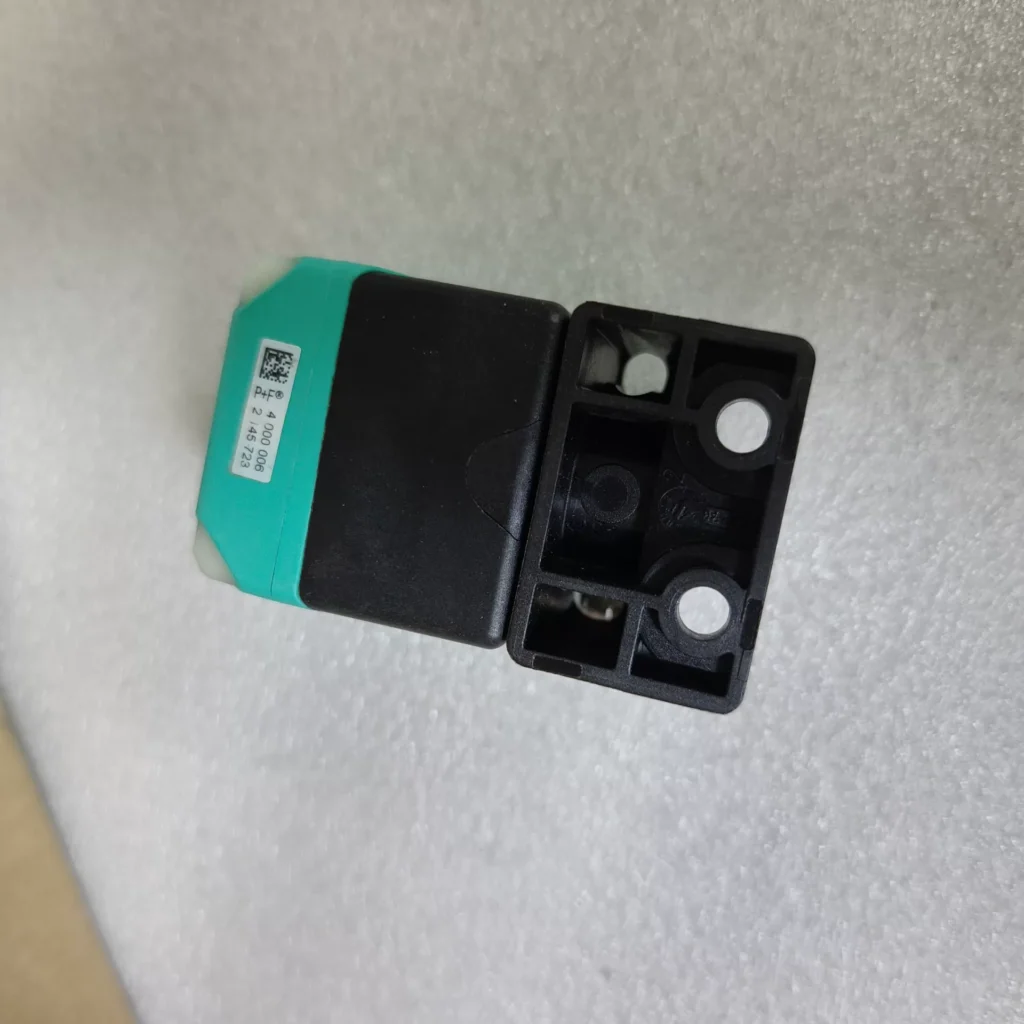 Pepperl+Fuchs Sensor NBB20-L2-A2-V1 thumbnail