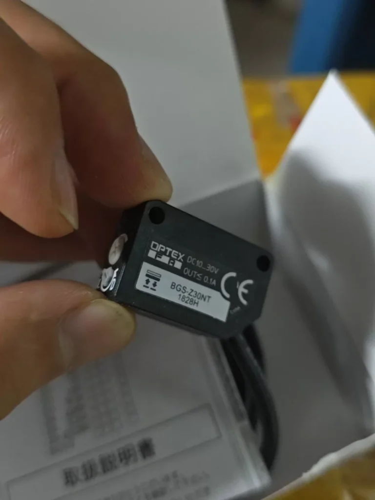 OPTEX FA BGS-Z30NT Photoelectric Sensor thumbnail
