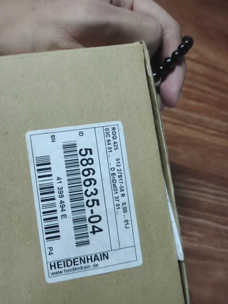 HEIDENHAIN 586635-04 Encoder