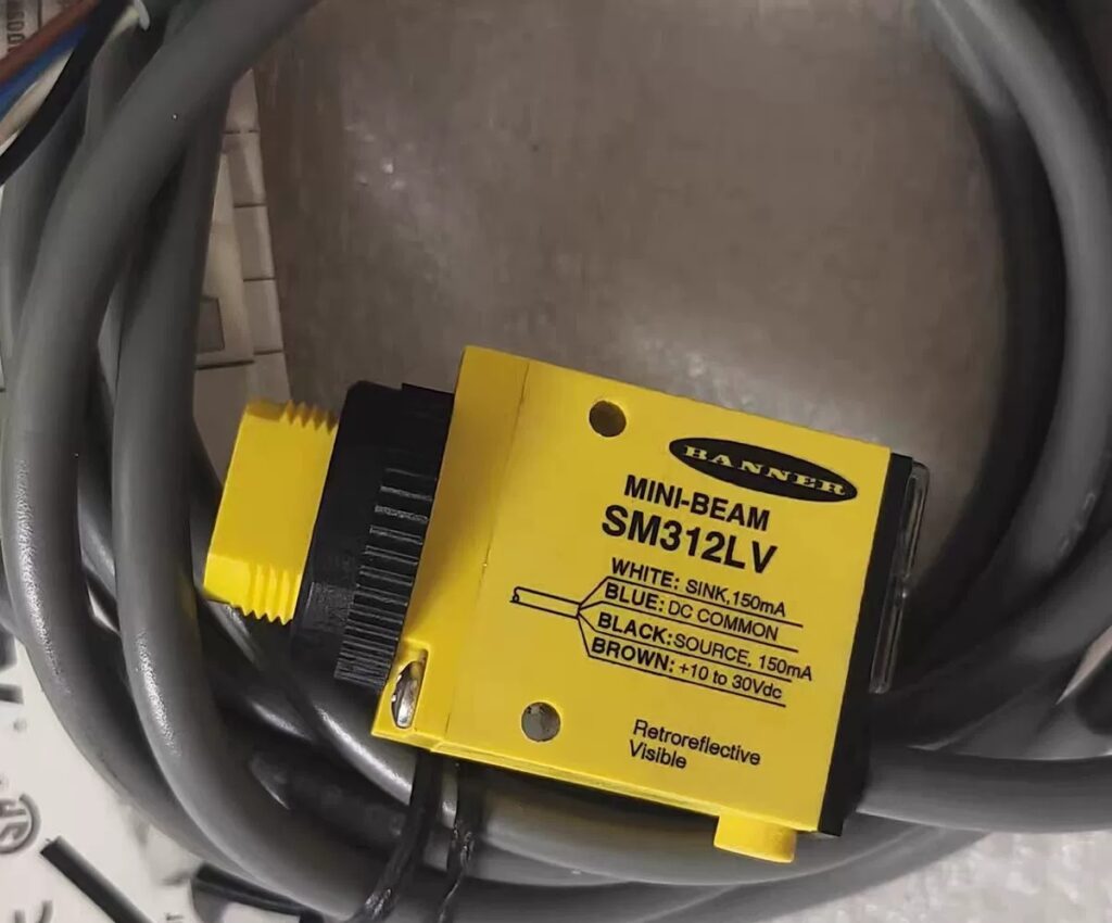 BANNER Sensor SM312LV thumbnail