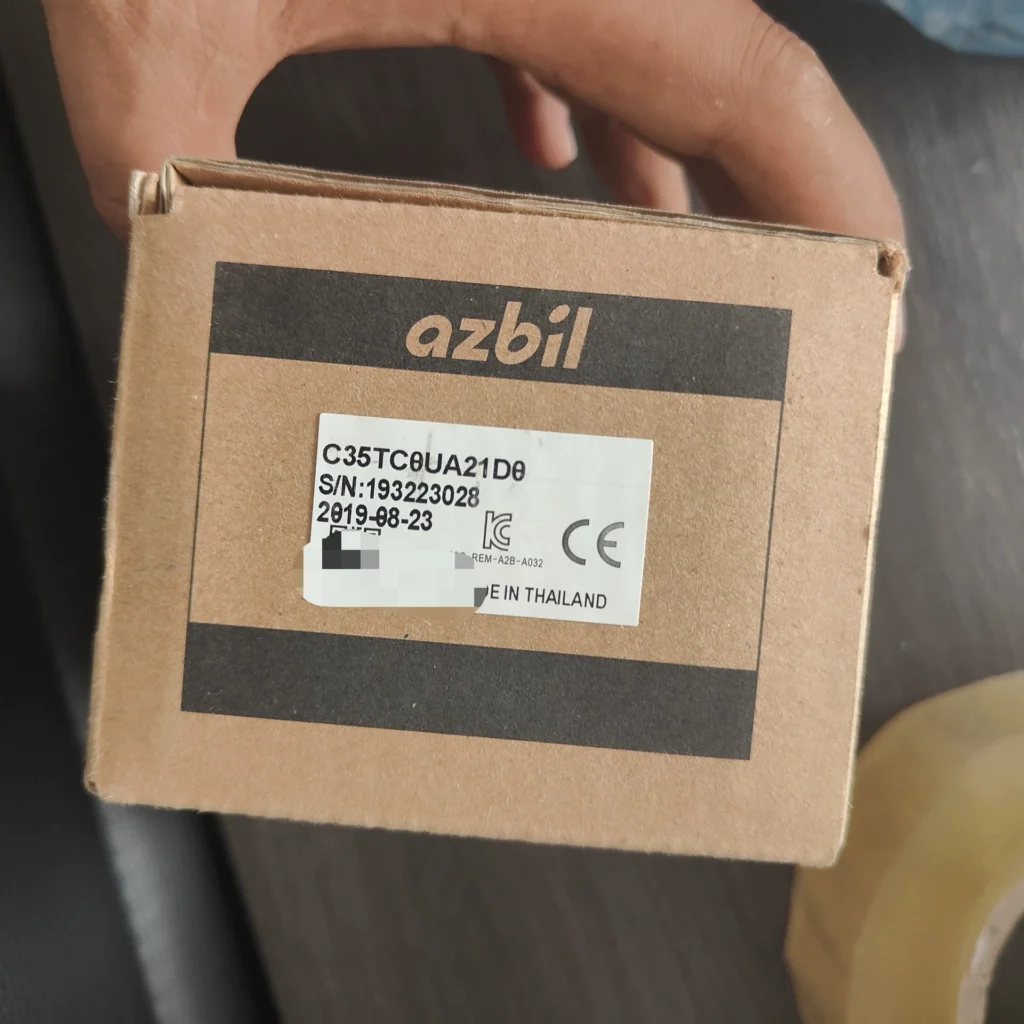 Azbil C35TC0UA21D0 Temperature Controller