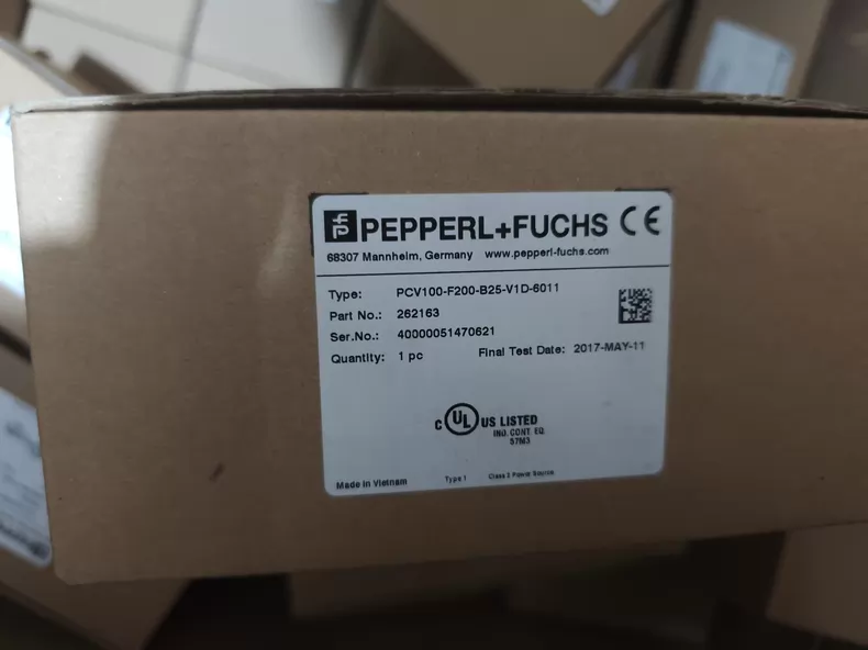 Pepperl+Fuchs PCV100-F200-B25-V1D-6011 Optical Reading Head thumbnail