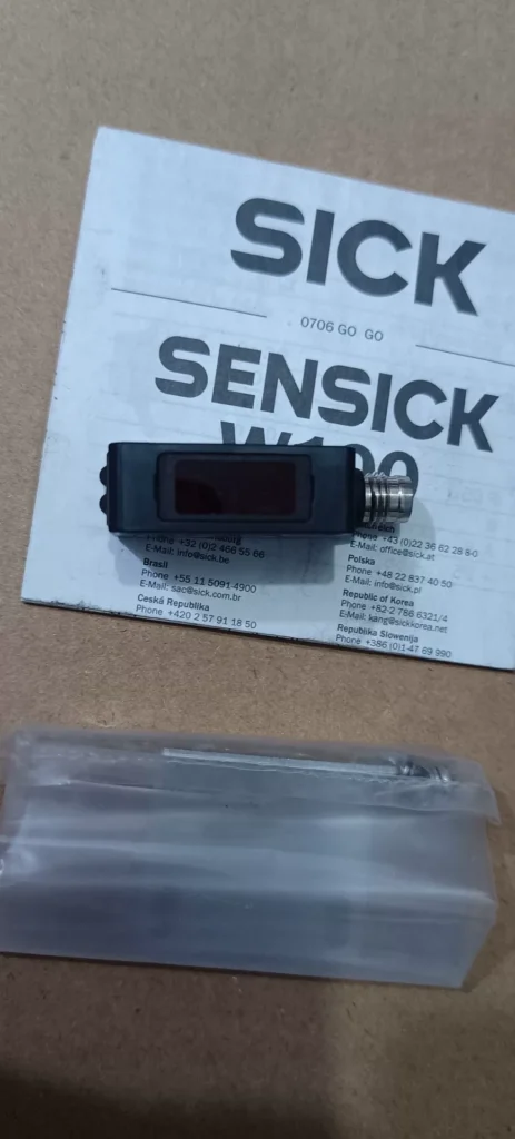 SICK WT100-P3419 Photoelectric Sensor thumbnail