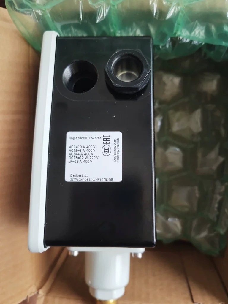 Danfoss RT200 Pressure Switch thumbnail