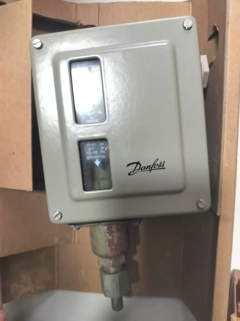 Danfoss RT5A Pressure Switch thumbnail