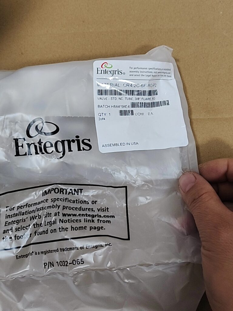 Entegris CR4-2C-6F-RO-P2 Valve