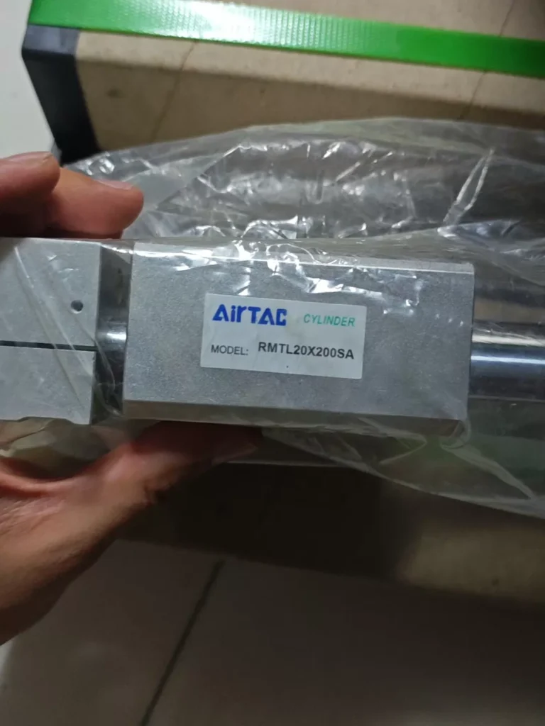 AIRTAC RMTL20X200SA Cylinder thumbnail