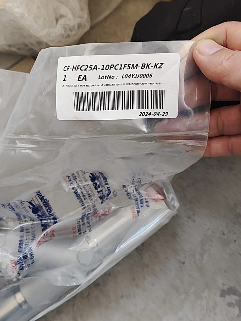 Fujikin CF-HFC25A-10PC1FSM-BK-KZ Valve