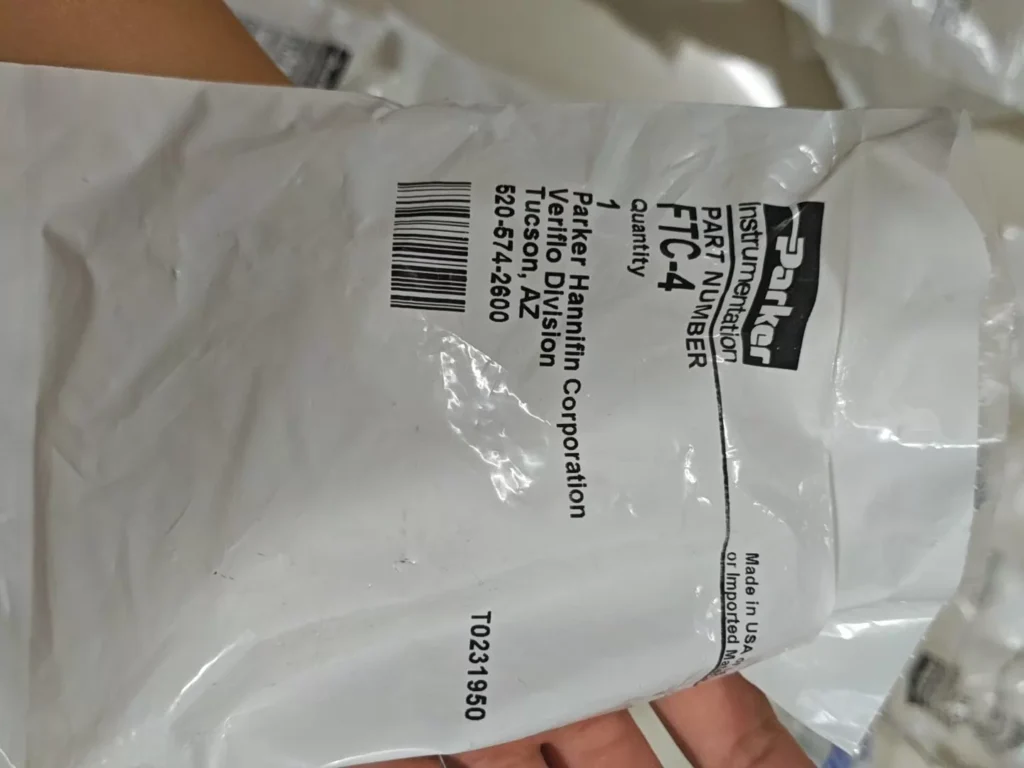 Parker FTC-4 PFA Tee Fitting thumbnail