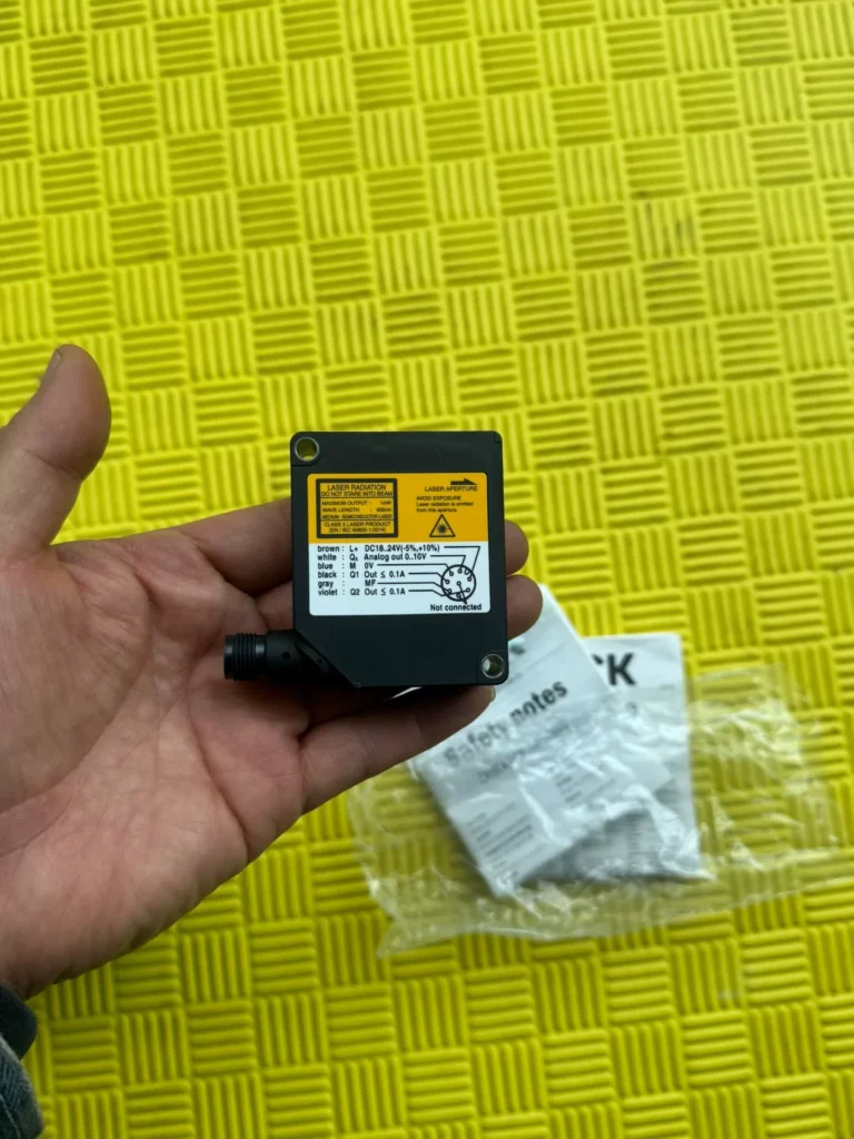 SICK OD2-P30W04U0 Sensor thumbnail