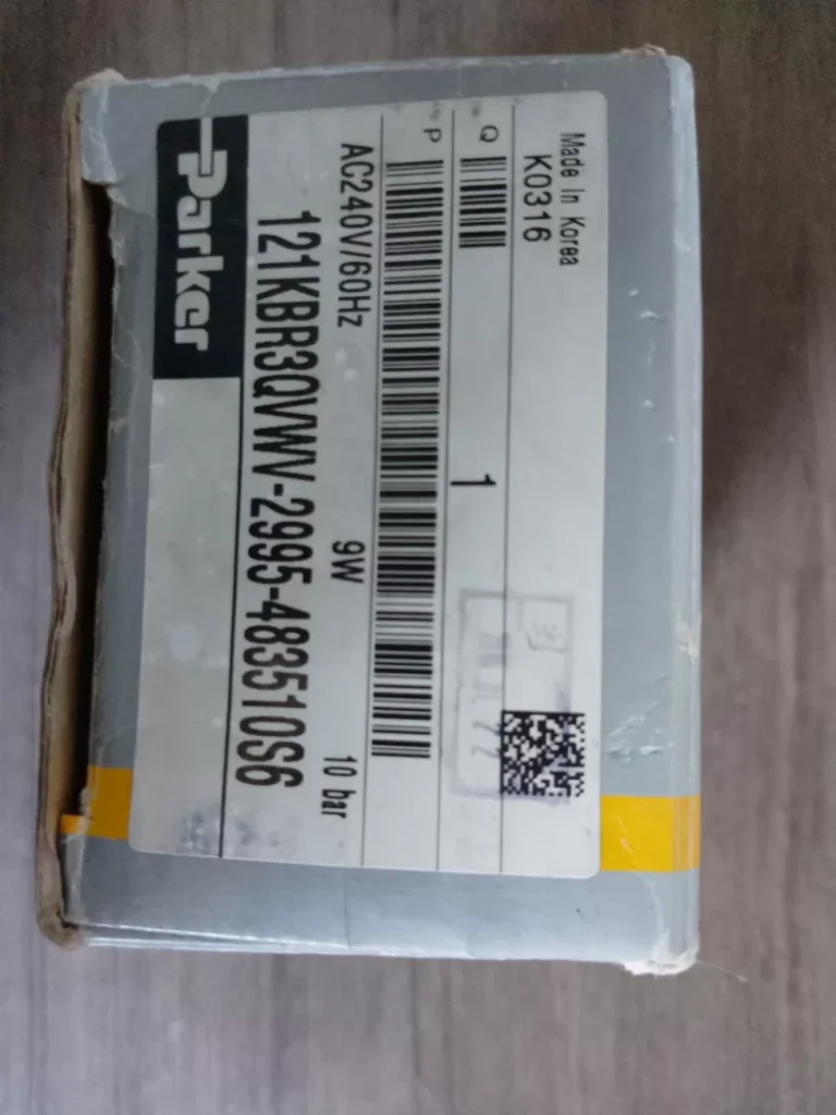 Parker 121KBR3QVWV-2995-483510S6 Solenoid Valve thumbnail