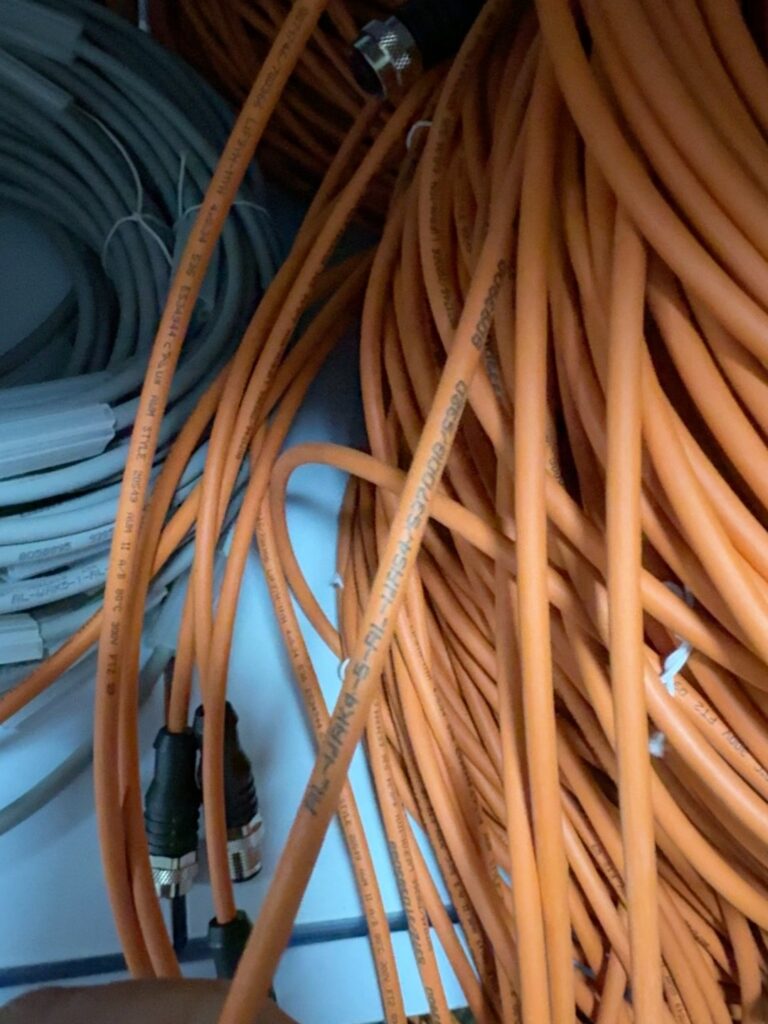 ESCHA AL-WAK4-5-AL-WAS4/S3700G/S8080 Cable thumbnail