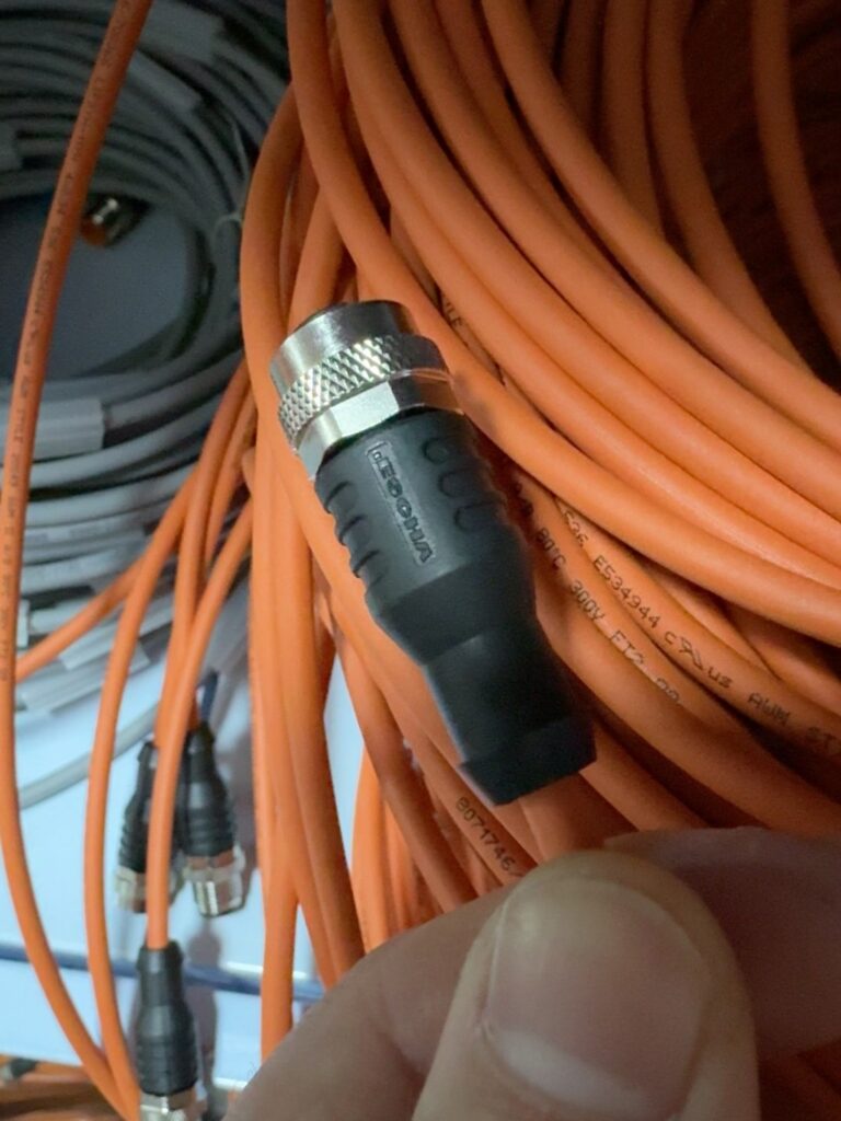 ESCHA AL-WAK4-5-AL-WAS4/S3700G/S8080 Cable thumbnail