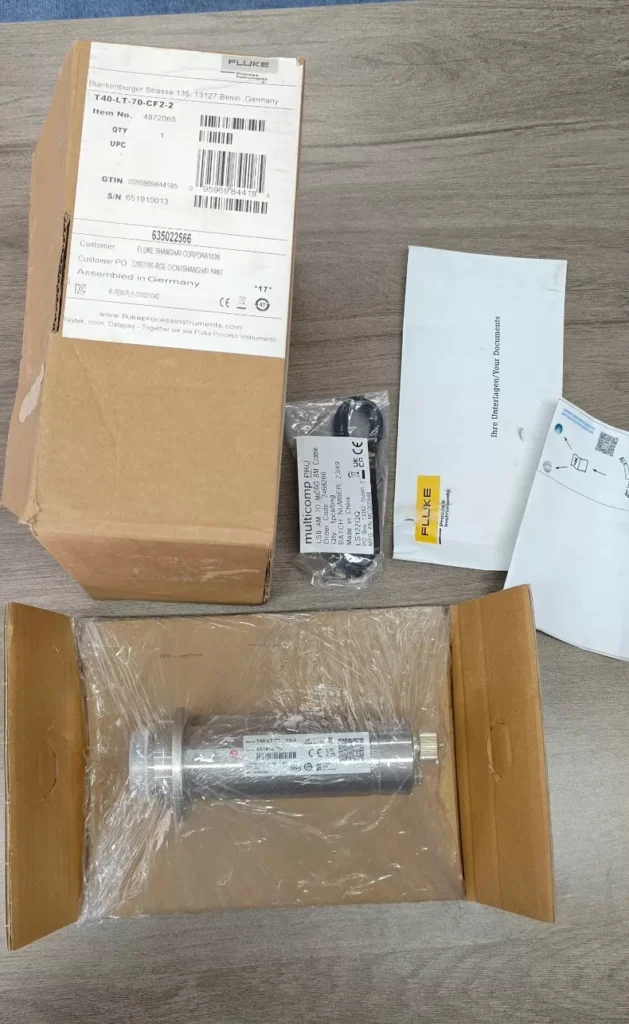 Fluke T40-LT-70-CF2-2 Infrared Thermometer thumbnail
