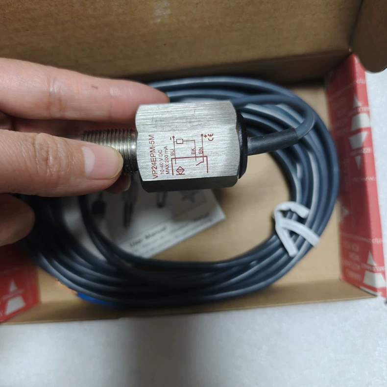 Carlo Gavazzi Liquid Level Switch VP24EPM-5M thumbnail