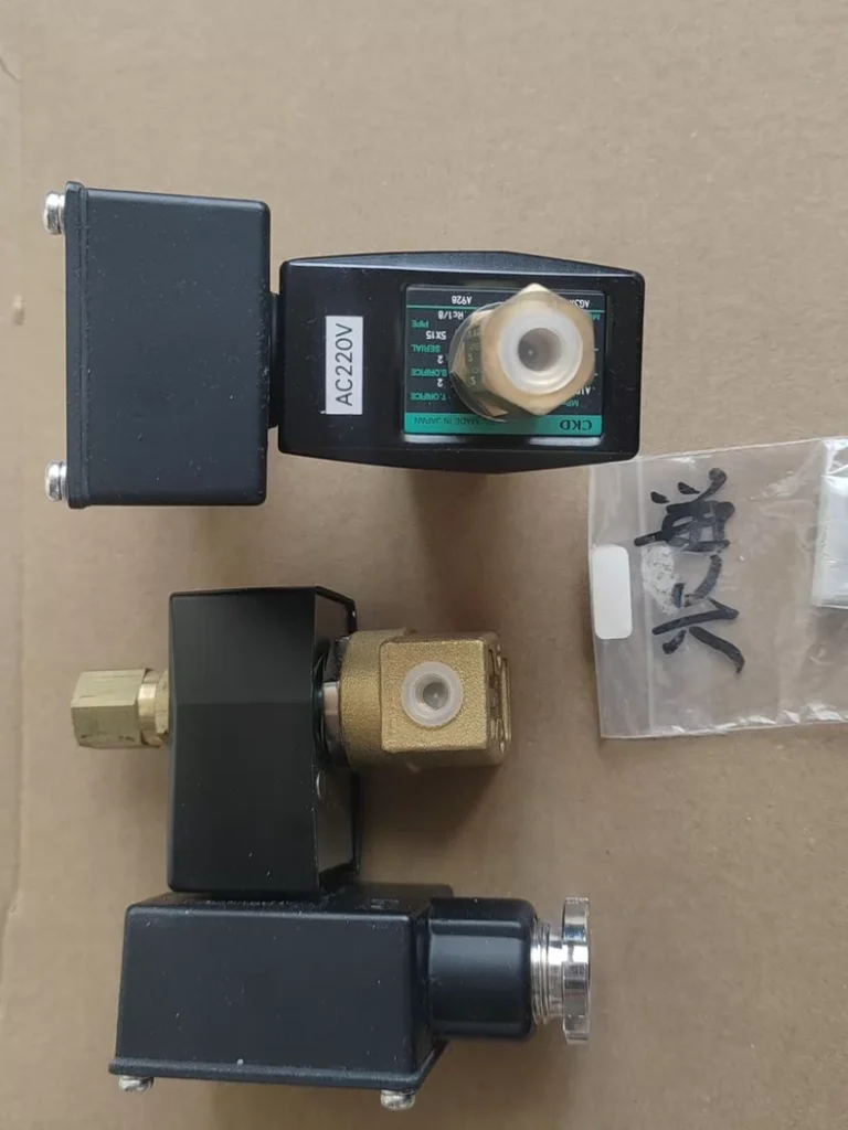 CKD AG3X-A928-FL/AG3X-460088-AC220V Solenoid Valve