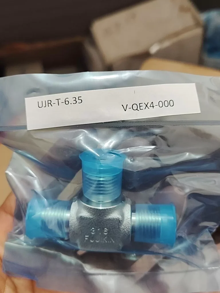 Fujikin UJR-T-6.35 Fitting
