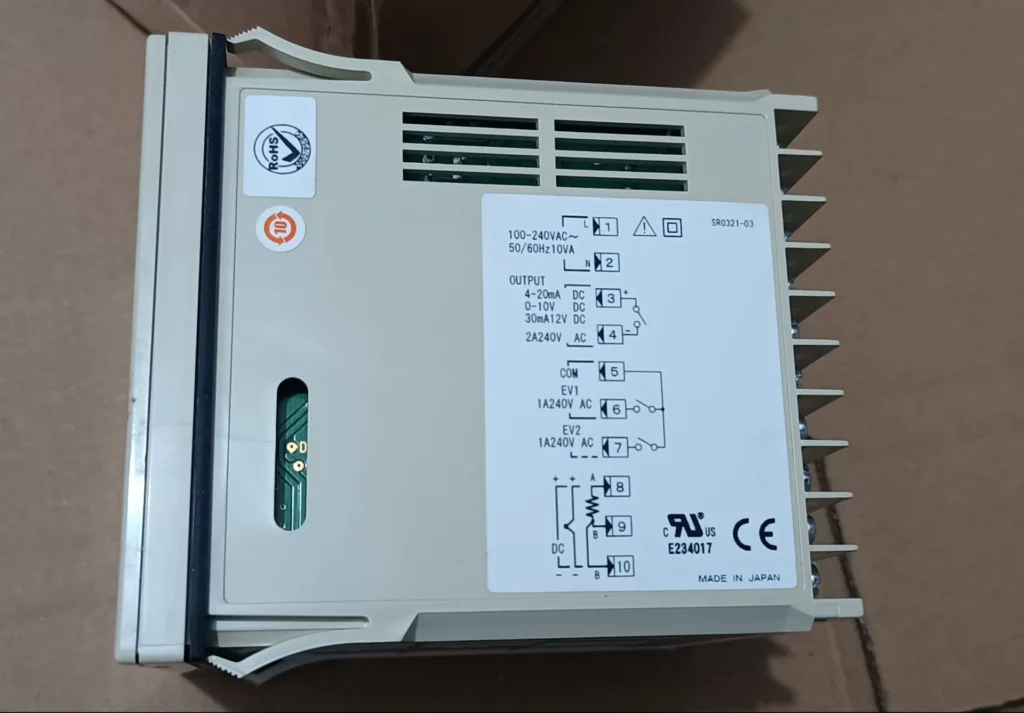 SHIMADEN SR3-8v-1C Temperature Controller thumbnail