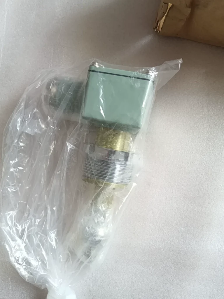 YANMAR 46111-018771 Float Switch