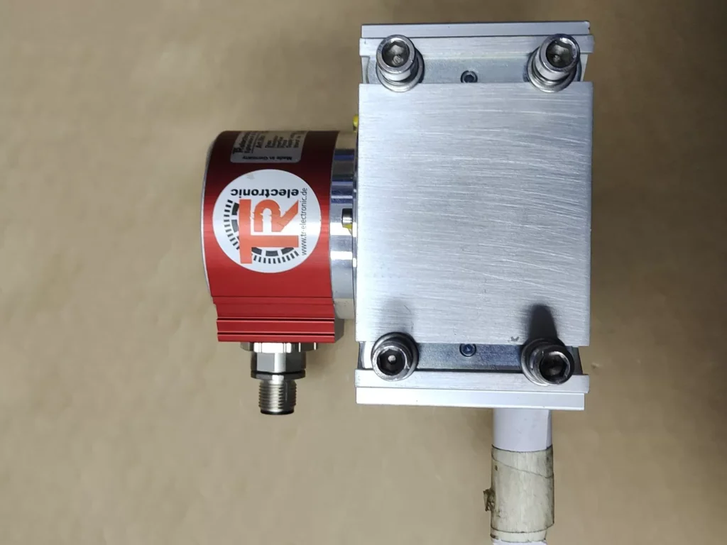 TR Electronic CMW58M-00015 Encoder thumbnail