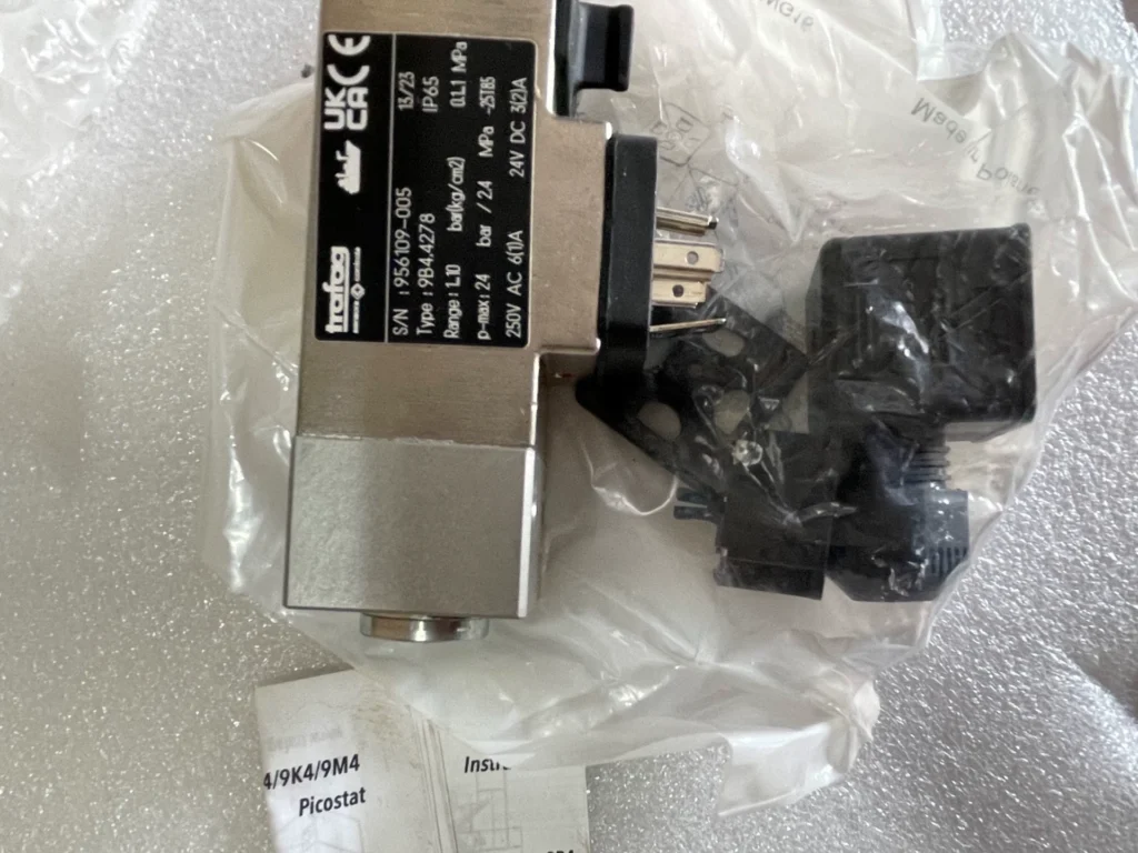 Trafag TRAFAG9B4.4278 Pressure Switch