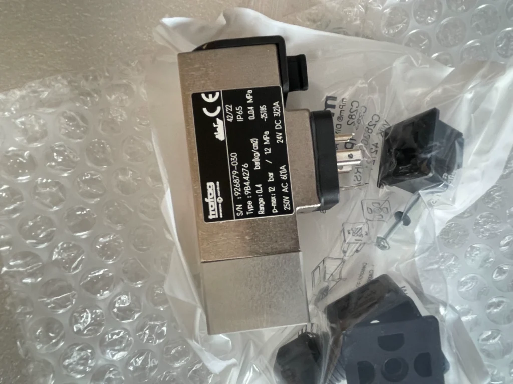 Trafag TRAFAG9B4.4276 Pressure Switch