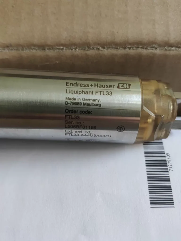 Endress+Hauser FTL33-AA4U3AB3CJ Vibronic Point Level Switch