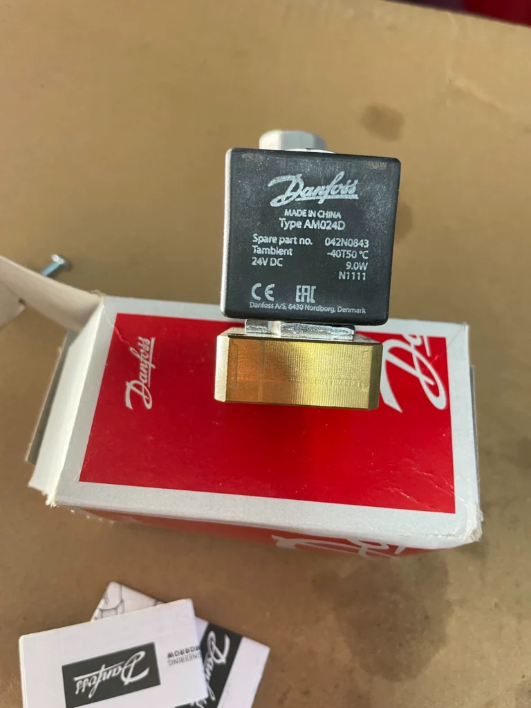 Danfoss 042N0843 Solenoid Coil