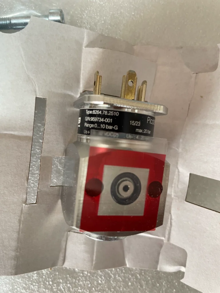 Trafag TRAFAG8264.78.2510 Pressure Transmitter