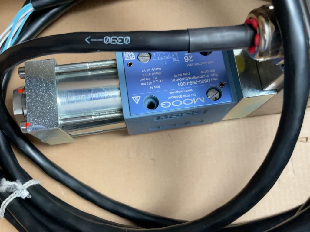Moog D636-269-0001 Valve