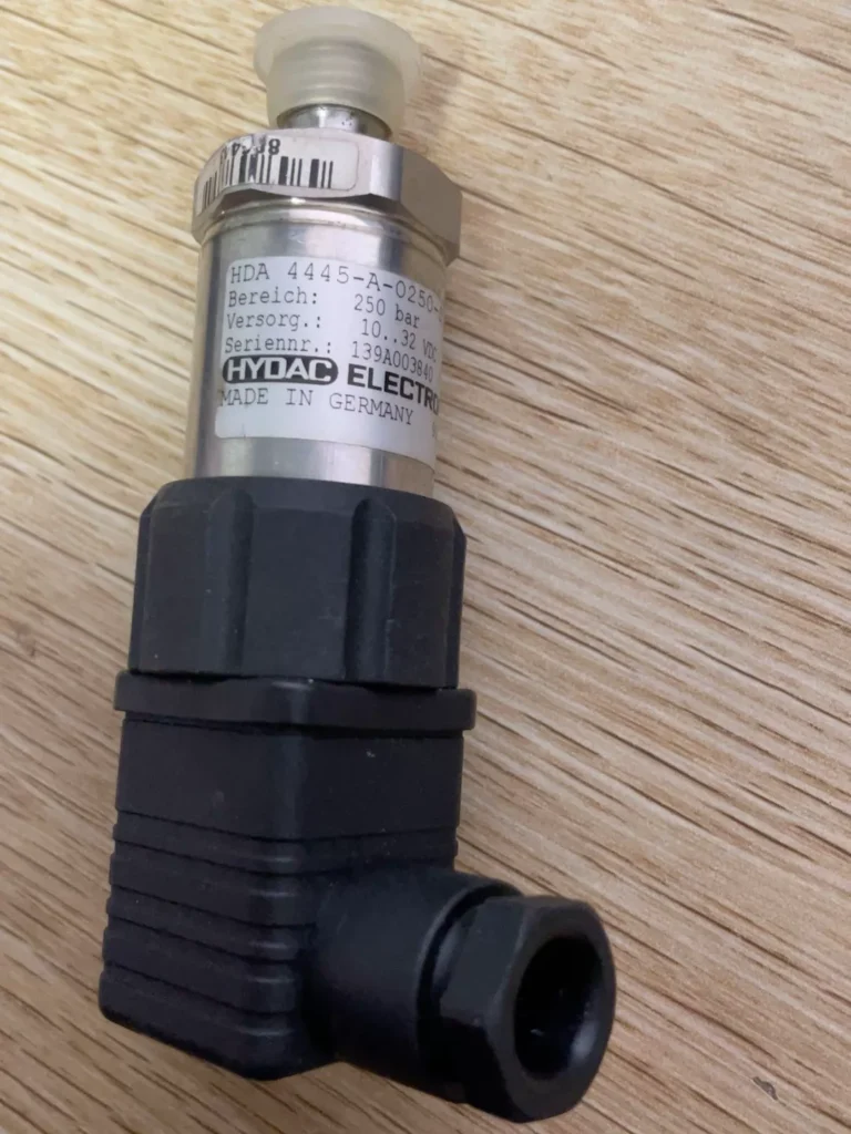 HYDAC 4445-A-0250-S00 Pressure Sensor