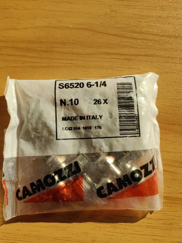 Camozzi S6520 6-1/4 Fitting
