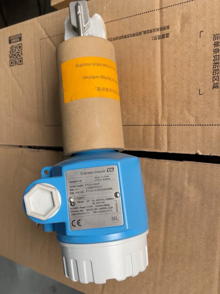 Endress+Hauser FTL51-2U03/0 Tuning Fork Level Switch