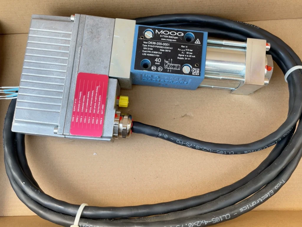 Moog D636-255-0001 Valve
