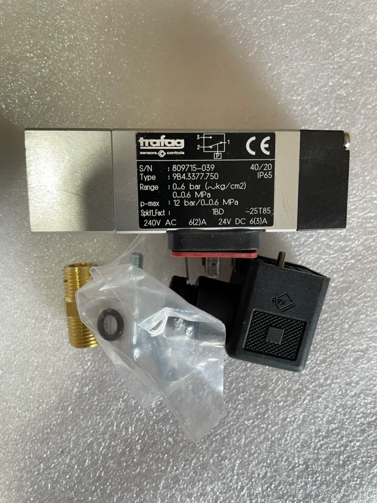 Trafag TRAFAG9B4.3377.750 Pressure Switch