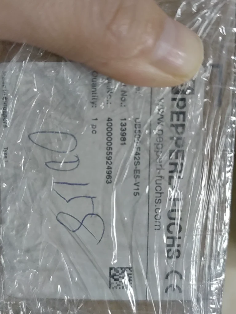 Pepperl+Fuchs UB500-F42S-E5-V15 Sensor