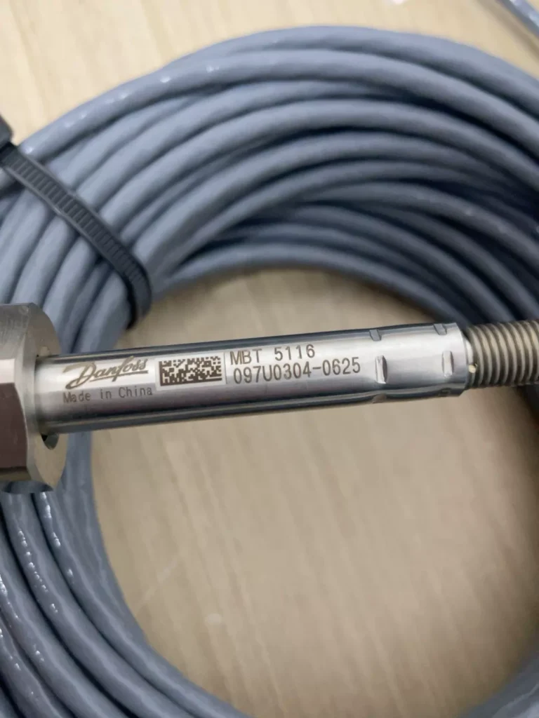 Danfoss 097U0304-0625 Temperature Sensor