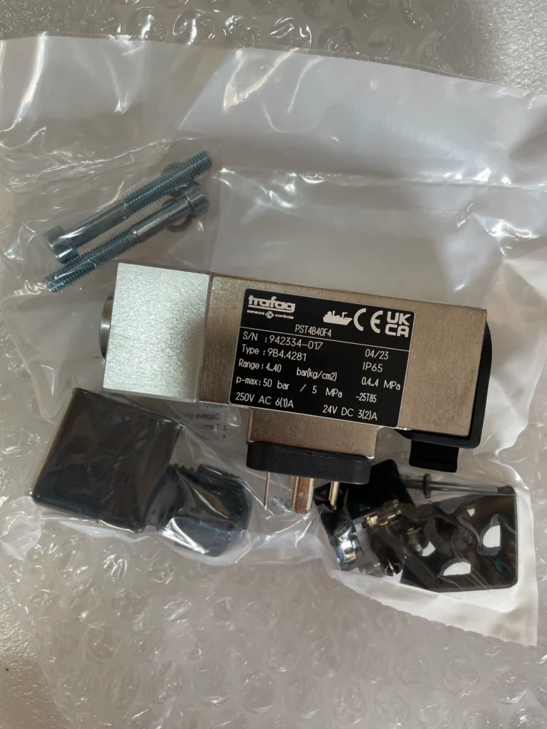Trafag TRAFAG9B4.4281 Pressure Switch