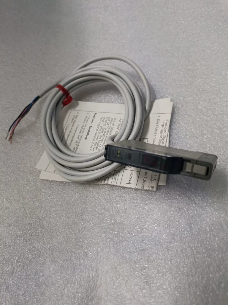 Baumer FVDK10P65Y0 CH-8501 Sensor thumbnail