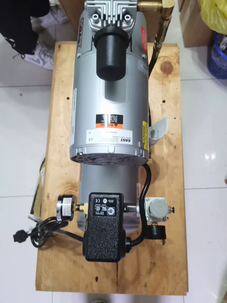 GAST 1HAE-11T-M104X Air Compressors thumbnail