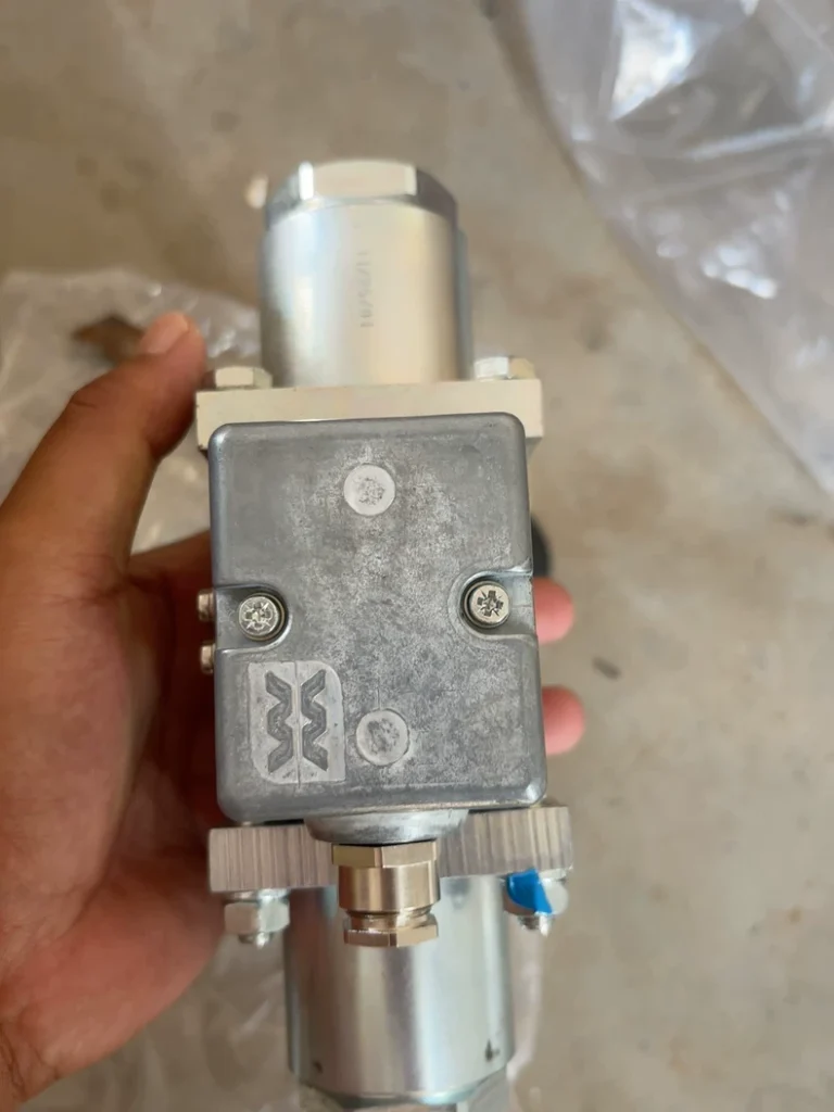 COAX MK 10 DB NC Valve DN 10 0-400bar thumbnail